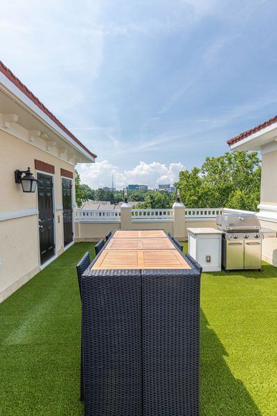 3541 Roswell Road_7-65