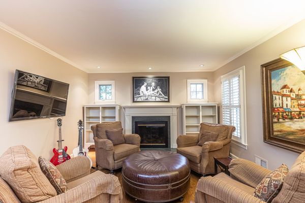 255 Lake Forrest-103