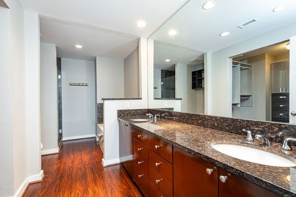 3338 Peachtree Rd-114