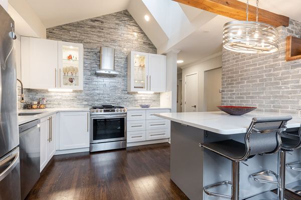 734 Gladstone Road-43