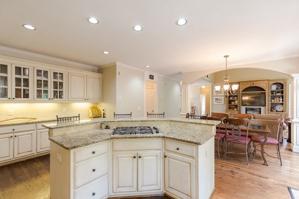 300 Mistwater Trce-56