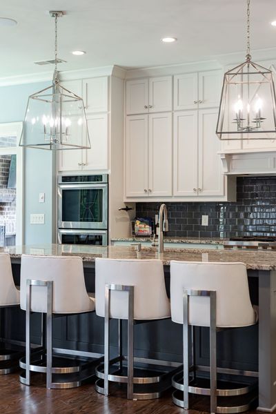 6470 Long Island-545