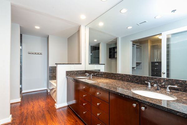 3338 Peachtree Rd-113