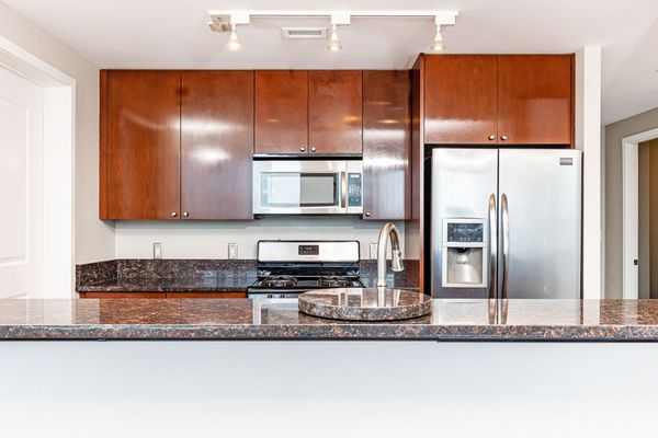 3338 Peachtree Rd-33