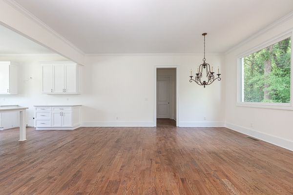 4685 Powers Ferry Rd 22-20-Web Res