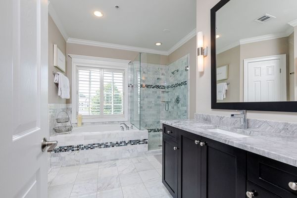 3541 Roswell Road_7-22