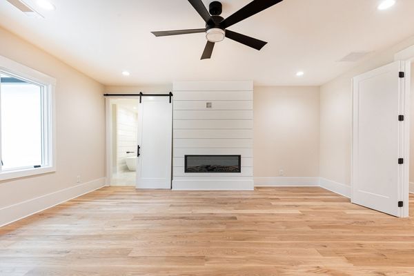 6175 River Shore-158