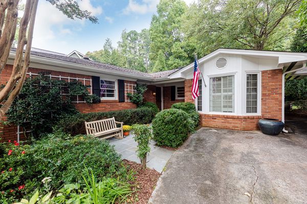 2950 Westminster Cir-104