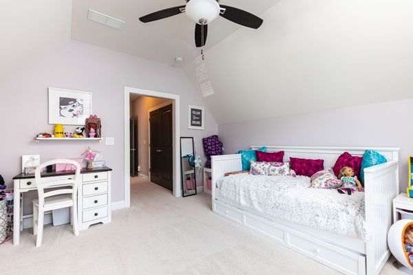 1843 Rock Springs Ln-148