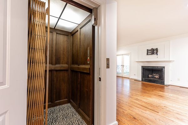 2966 waverly court_-115