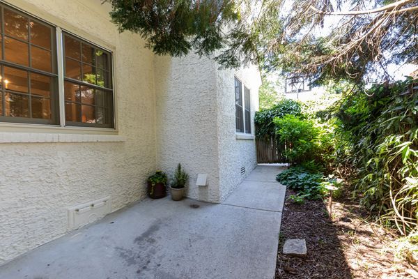 251 Peachtree Way_-108