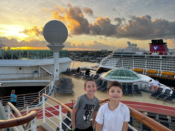 7AD990CC-3DCE-4E7C-A58E-F111BBD6A4F5_1_105_c