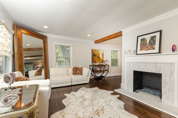 734 Gladstone Road-10