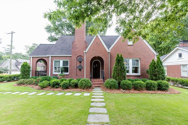 129 Peachtree Hills-108