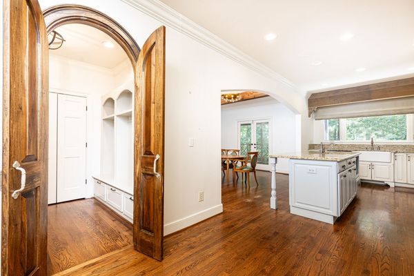 2966 waverly court_-94