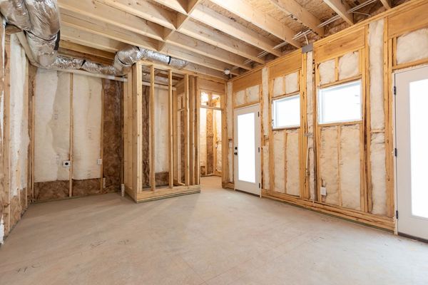 340 Colewood Way-303