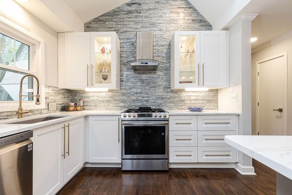 734 Gladstone Road-45