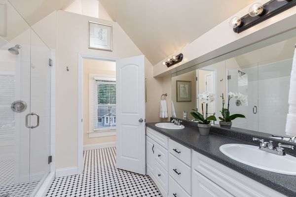 129 Peachtree Hills-70