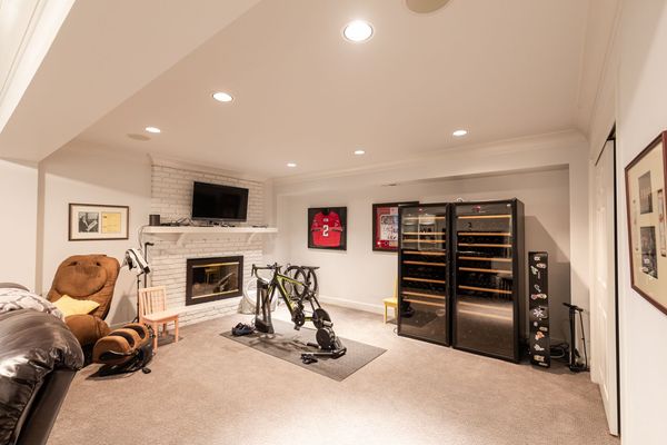 255 Lake Forrest-166