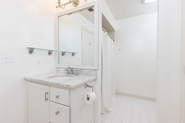 2966 waverly court_-183