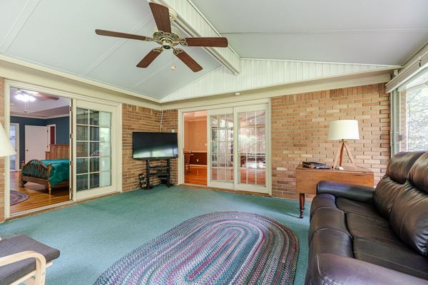 2950 Westminster Cir-27