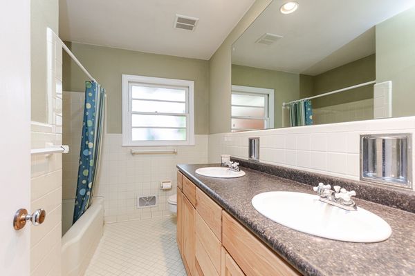 2950 Westminster Cir-64