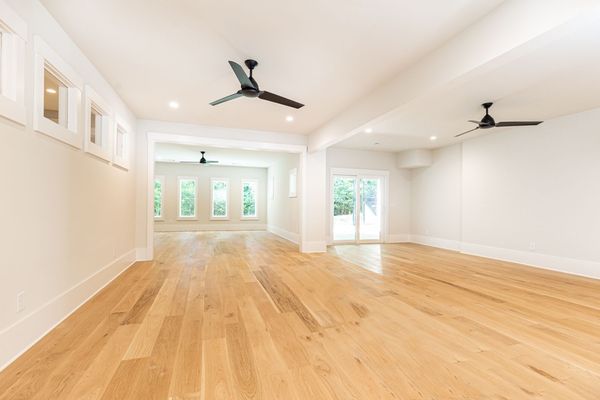 340 Colewood Way-272