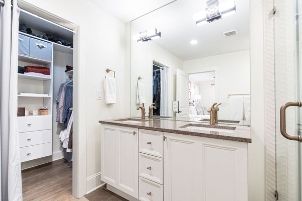 1478 Brooklyn Ave-218