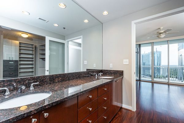 3338 Peachtree Rd-146