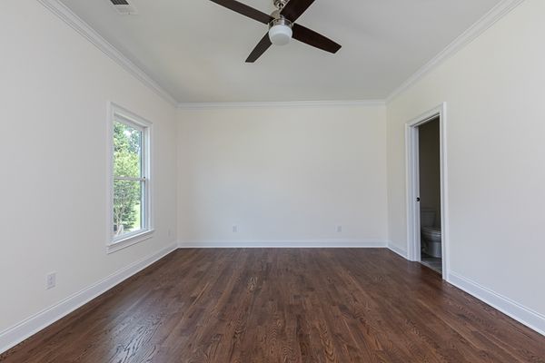 4685 Powers Ferry Rd 22-154-Web Res