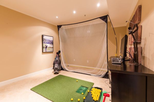 3824 Courtyard Dr-105