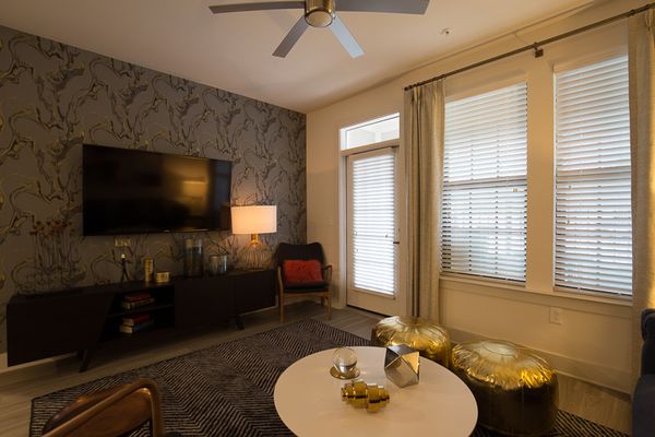 222 Colonial Homes_The Monroe-116-Web Res