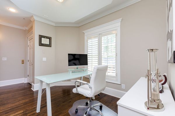 3541 Roswell Road_7-9