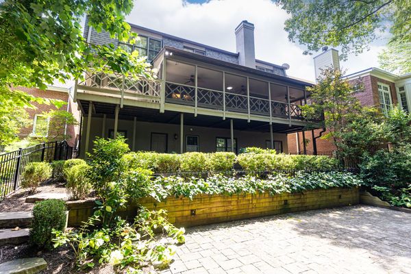 2966 waverly court_-286