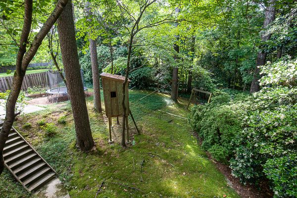 920 hawick drive-271-Web Res