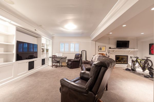 255 Lake Forrest-159