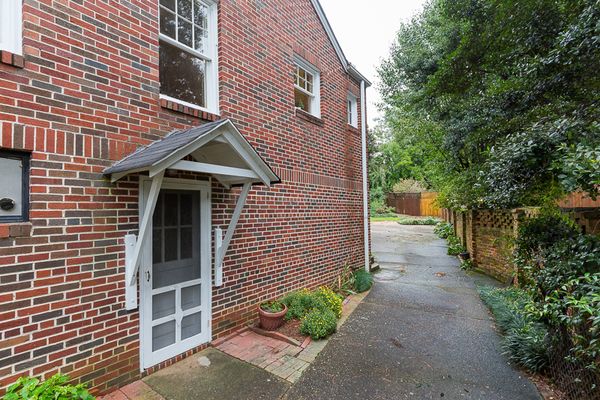 2725 Atwood-13-Web Res