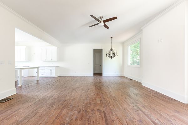 4685 Powers Ferry Rd 22-11-Web Res