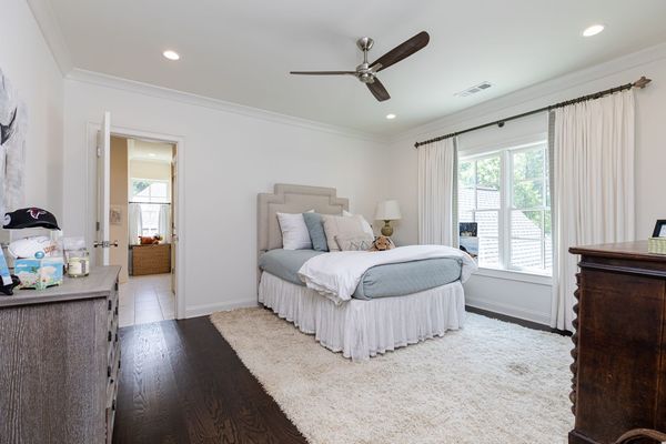 1248 Peachtree Battle-111