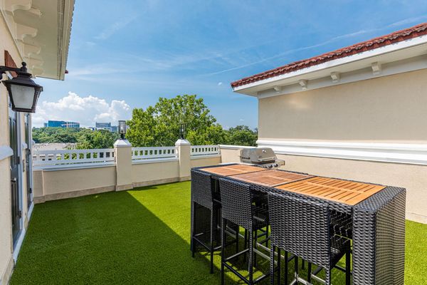 3541 Roswell Road_7-59