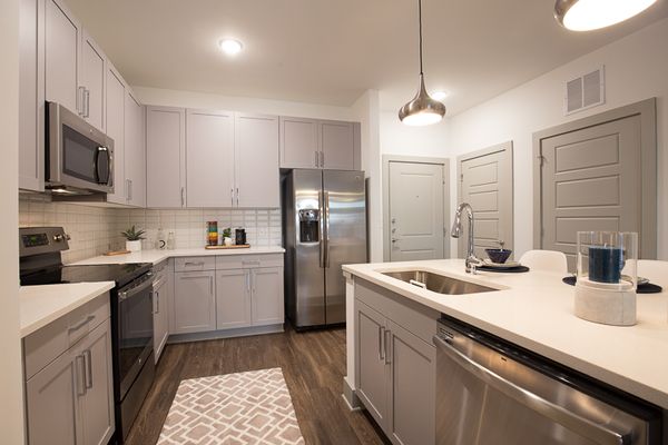 Veranda At Avalon Sales Center-15-Web Res