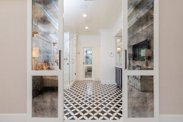 6470 Long Island-326