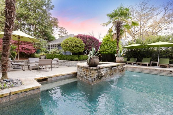 88 Polo Dr-93-Web Res