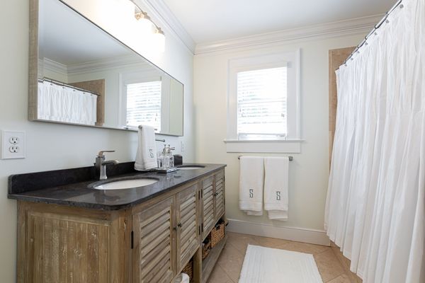 251 Peachtree Way_-76