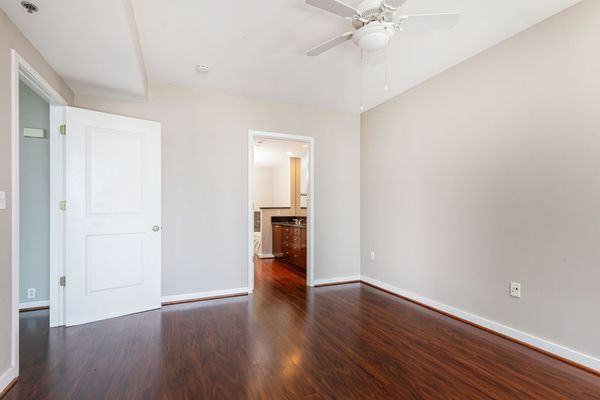 3338 Peachtree Rd-131