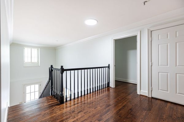 2966 waverly court_-219