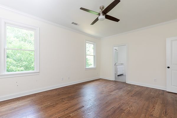 4685 Powers Ferry Rd 22-144-Web Res