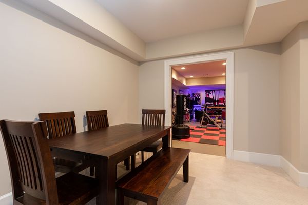 1843 Rock Springs Ln-195