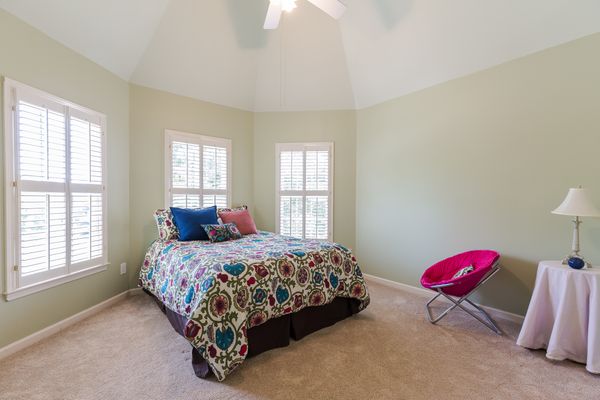 300 Mistwater Trce-85