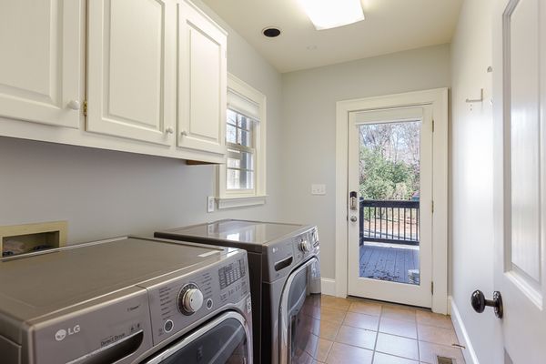 694 E Morningside-60-Web Res